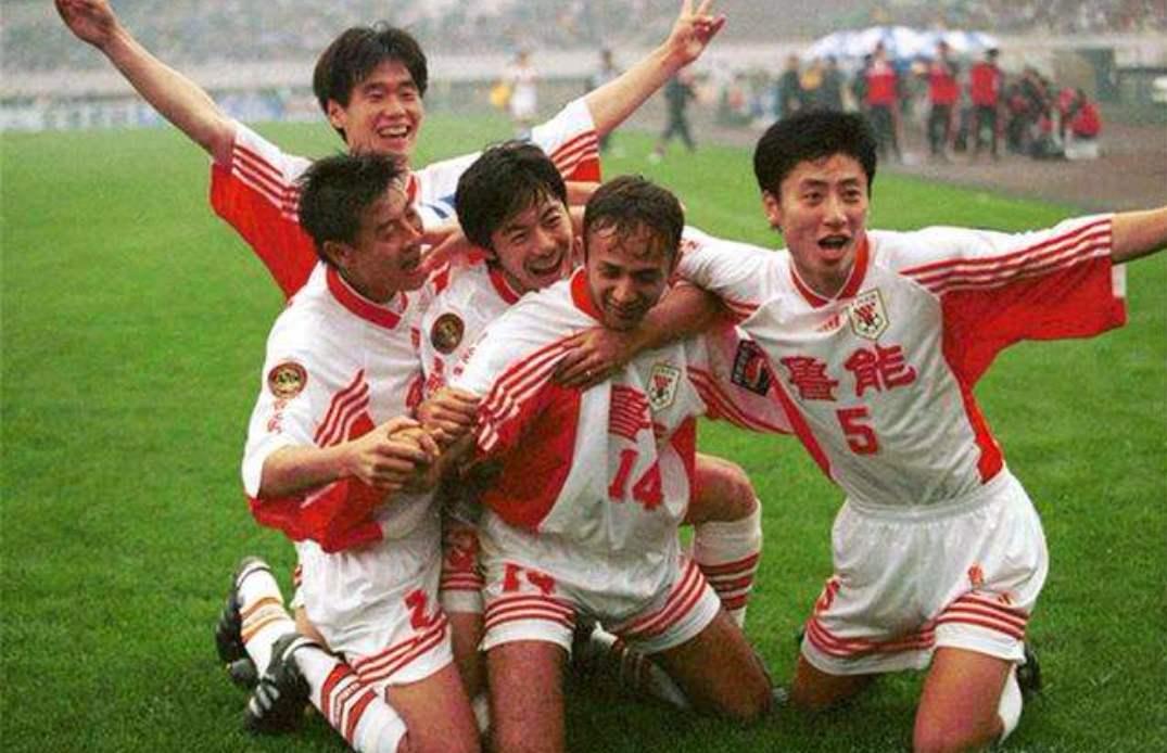 关于山东鲁能击败河北华夏幸福，近期状态火爆的信息