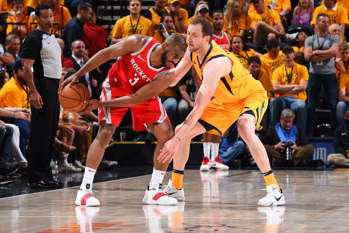  保罗赛点兑现，休斯顿火箭淘汰本菲卡晋级四强，主帅激动落泪